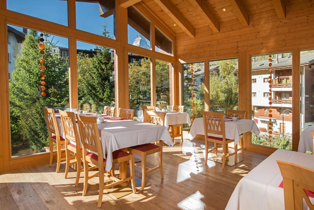 Hotel Dufour Chalet - Adults Only Церматт Экстерьер фото